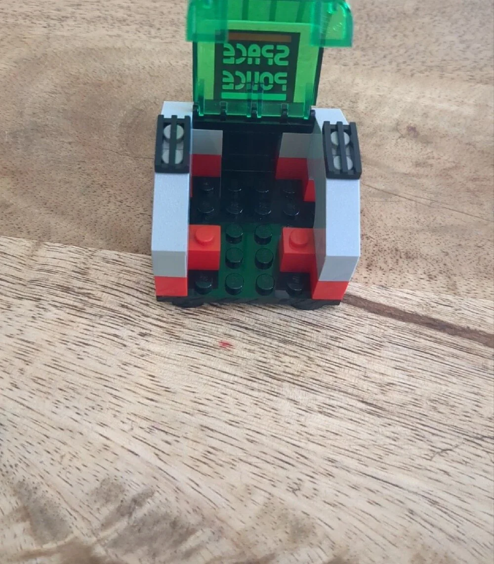 Lego 6897 Space Police Rebel Hunter Green - Complete
